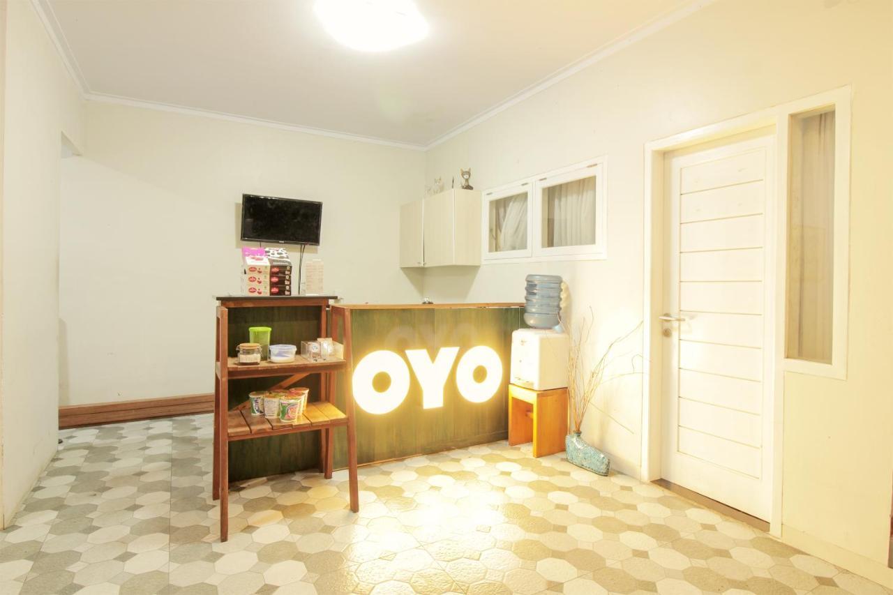 Oyo 396 Tibrae Residence Syariah Lembang Eksteriør billede
