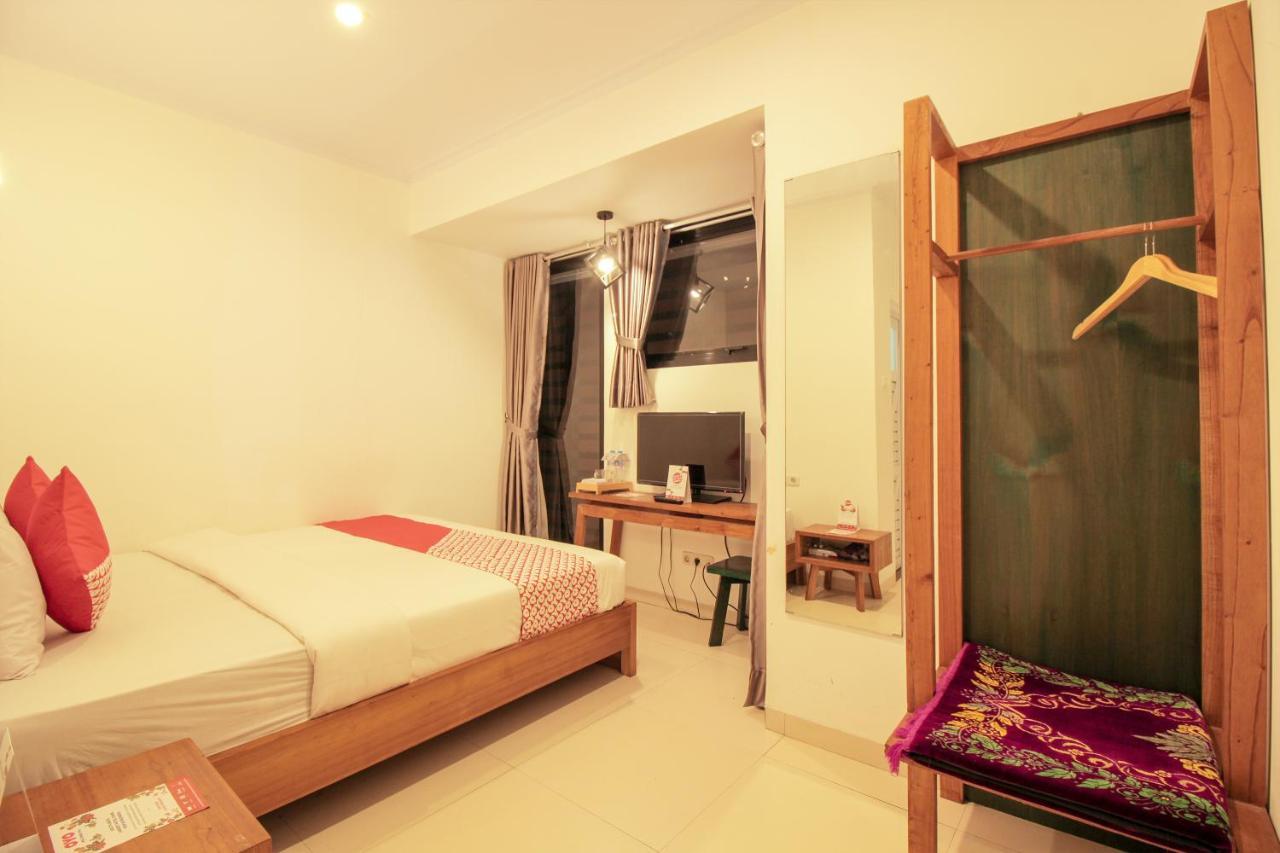 Oyo 396 Tibrae Residence Syariah Lembang Eksteriør billede