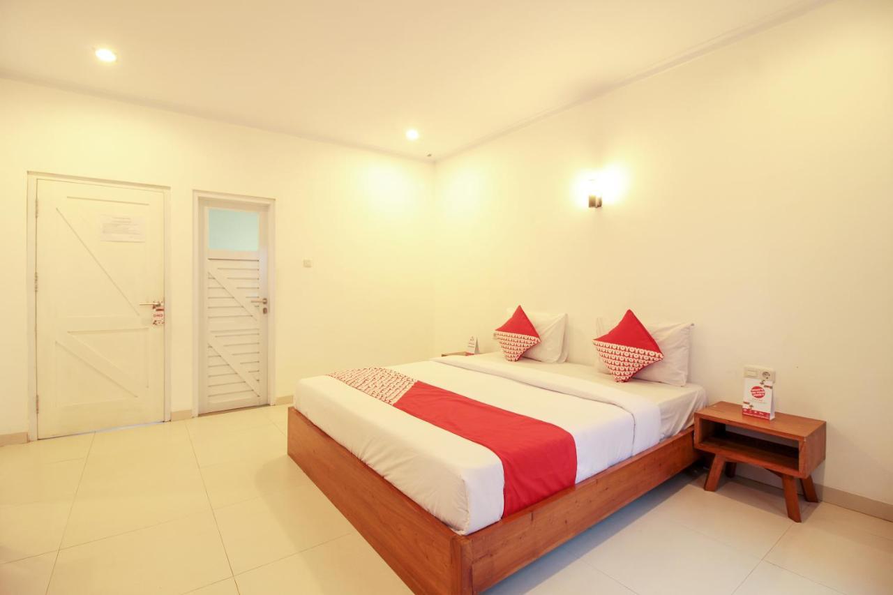 Oyo 396 Tibrae Residence Syariah Lembang Eksteriør billede